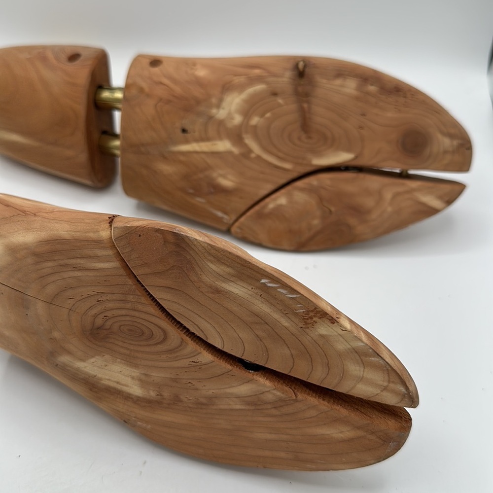Cedar wood tectake luxury shoe trees - Picture 5 of 5